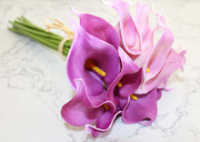 Load image into Gallery viewer, 15 Purple Lavender Real Touch Calla Lily