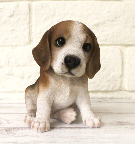 Beagle Statue