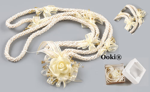 Ivory with Silver Accent Traditional Lasso
